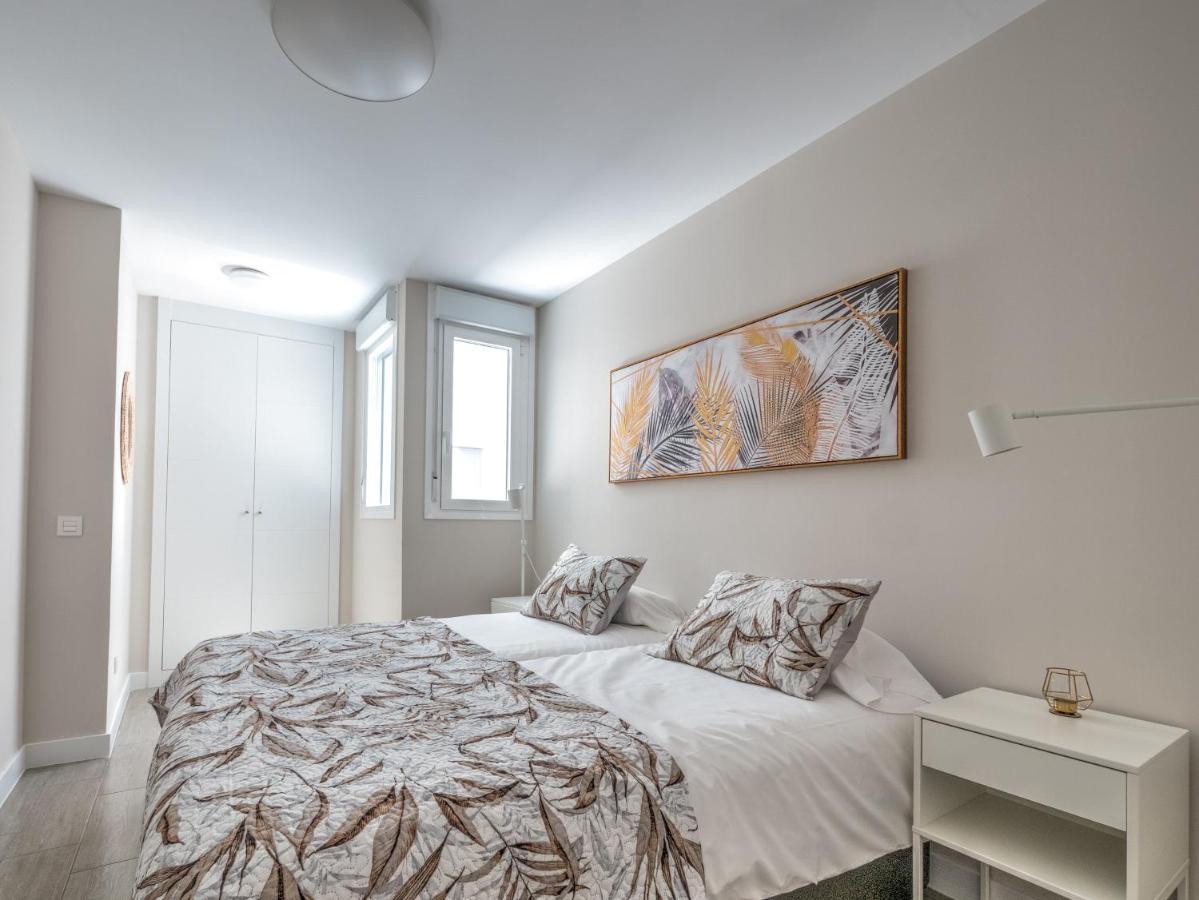 New Beach Front Apartment With Large Balcony Торрокс-Коста Экстерьер фото